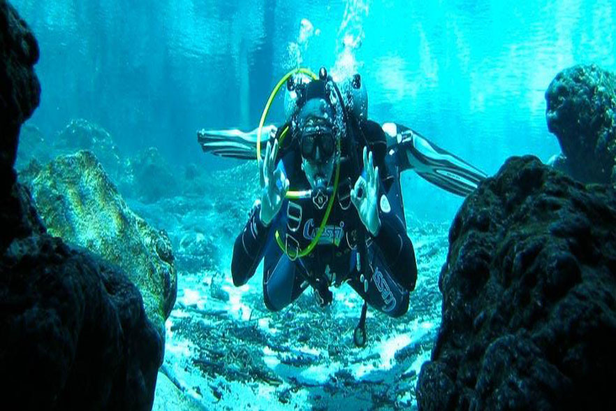 scuba diving vassiliki